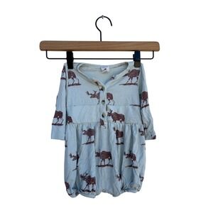 Kate Quinn Baby Romper 6-12M‎ Light Blue Moose Print Three Button Bubble